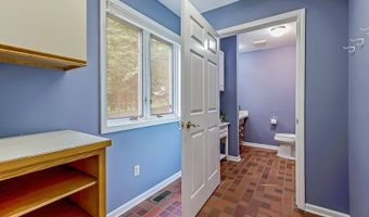 4730 Midway Dr, Ann Arbor, MI 48103