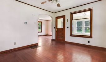 218 E Clark St, Alma Center, WI 54611