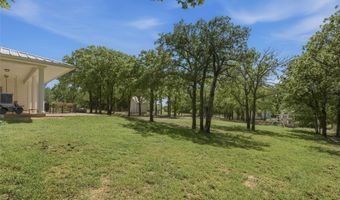 2055 County Road 1370, Alvord, TX 76225