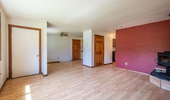 1135 1ST St NE, Bandon, OR 97411