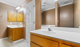 112 S Rosemary Ave, Andrews, SC 29510