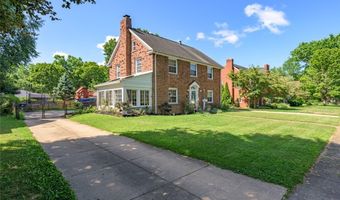 228 Kenwick Dr, Akron, OH 44313