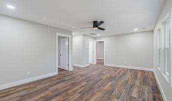 1512 Brentwood Dr, Athens, TN 37303