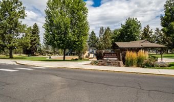 742 SE Sun Ln, Bend, OR 97702