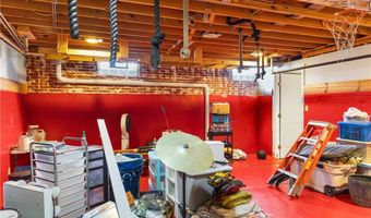 4082 Huntington Ct, Ashtabula, OH 44004