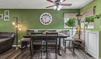 615 10th Ave NW, Altoona, IA 50009