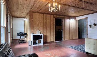 300 Jefferson St, Anderson, MO 64831