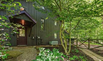 6559 Poston Rd, Athens, OH 45701