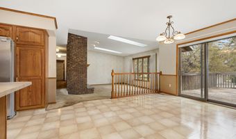 1402 N Arch St, Aberdeen, SD 57401