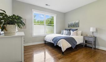 9206 FERNWOOD Rd, Bethesda, MD 20817