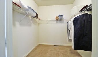 3 Battery Ct, Barnegat, NJ 08005
