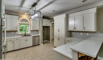 207 Keystone Pl, Brandon, MS 39042