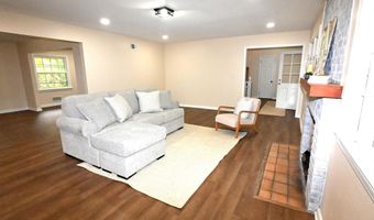 233 FAIRWAY Dr, Anniston, AL 36207