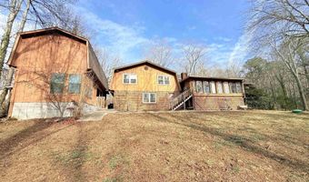 1975 Pine Lake Dr, Arab, AL 35016