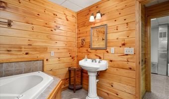 2372 Hogback Rd, Albany, KY 42602