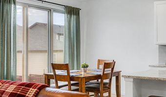 121 S Vandriver Way, Aurora, CO 80018