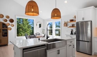 260 BALD EAGLE Rd, Ariel, WA 98603