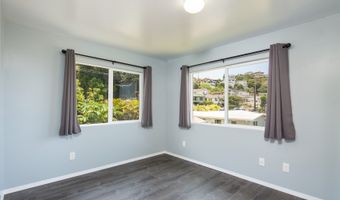 3533 Hinahina St, Honolulu, HI 96816