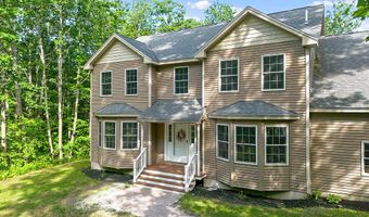 25 Lake Grove Ln, Auburn, ME 04210