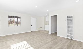 15944 Wintun Rd, Apple Valley, CA 92307