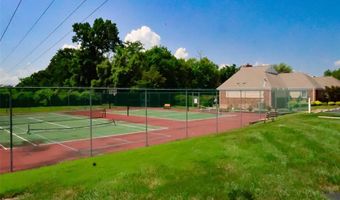 1034 Alpine Ridge Dr G2, Ballwin, MO 63021