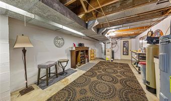 302 W Douglas St, Arlington, MN 55307