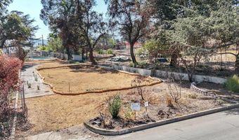 2717 Maiden Ln, Altadena, CA 91001