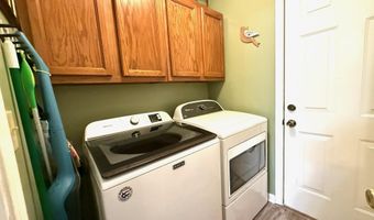 577 Briarwood Ln, Bedford, IN 47421
