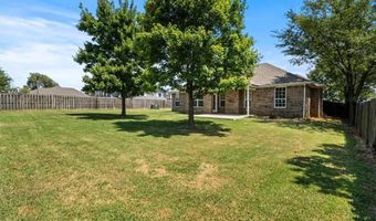 1100 SW Tinsley St, Bentonville, AR 72712