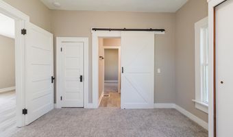 1707 W 8th St, Anderson, IN 46016