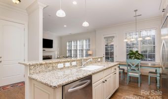 6411 Aldworth Ln, Charlotte, NC 28226