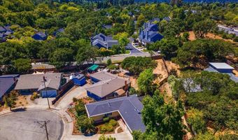 5331 Diane Way, Santa Rosa, CA 95409