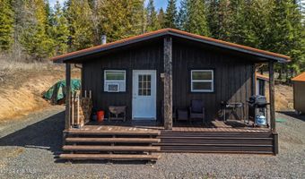 5500 Gold Ridge Rd, Calder, ID 83808