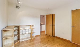 4510 GRETNA St, Bethesda, MD 20814