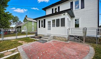 121 Walnut St, Ashville, OH 43103