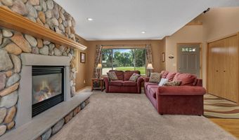 37785 Sunnyfield Cir, Avon, MN 56310