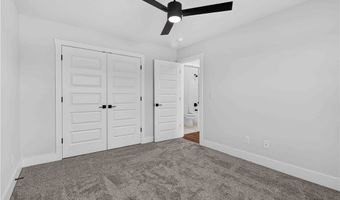 3000 SW Setting Sun Dr, Bentonville, AR 72713