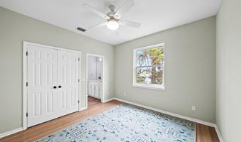 1271 E COAST Dr, Atlantic Beach, FL 32233
