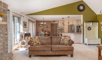 W2567 RIDGEBROOK Court, Appleton, WI 54915