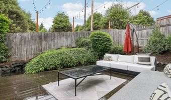 15900 SW BRECCIA Dr, Beaverton, OR 97007