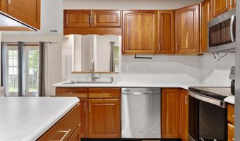 164 Meadow Glen Dr, Avon, IN 46123