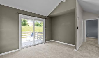 404 Applestone Dr, Ballwin, MO 63021