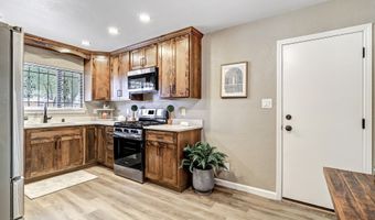 212 Jane St NE, Albuquerque, NM 87123