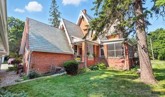 513 S Wayne St, Angola, IN 46703