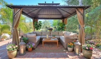 29846 Triunfo Dr, Agoura Hills, CA 91301