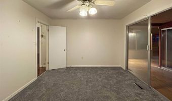 1326 N C St, Arkansas City, KS 67005