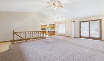 1212 E Fleetwood Cir, Brandon, SD 57005