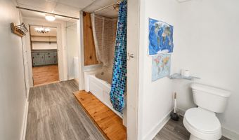 11 N Ridge Rd, Burke, VT 05871