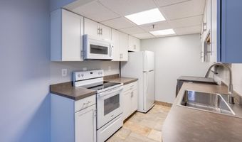 5911 EDSALL Rd 406, Alexandria, VA 22304