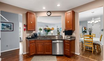 303 LOTHIAN Way #204, Abingdon, MD 21009